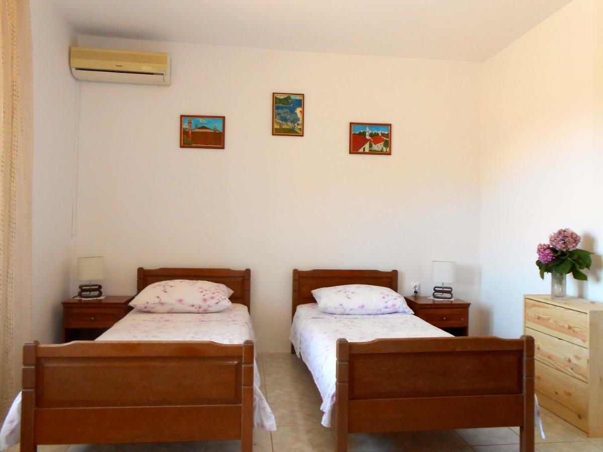 Bed and Breakfast Bed & Breakfast Susovic à Lastovo Extérieur photo